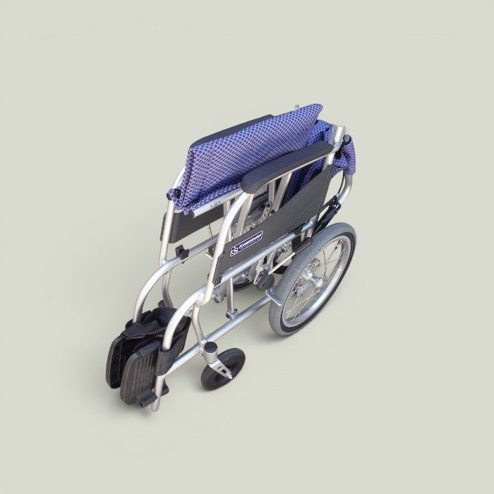 送料無料（一部地域を除く）介助用 軽量車椅子 ふわりす KF16-40SB        ts-26-0413-13 送料無料（一部地域を除く）介助用 軽量車椅子 ふわりす KF16-40SB ts