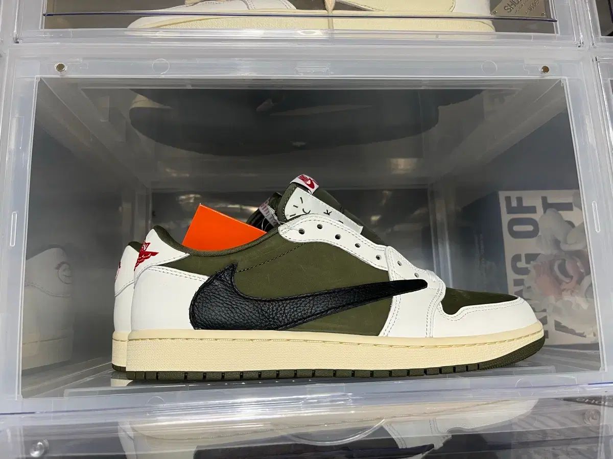 ナイキ トラヴィス スコット ロー リバース オリーブ 285 - メルカリ