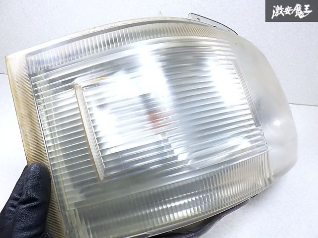 トヨタ 純正 200系 ハイエース 1型 2型 前期 ハロゲン ヘッドライト