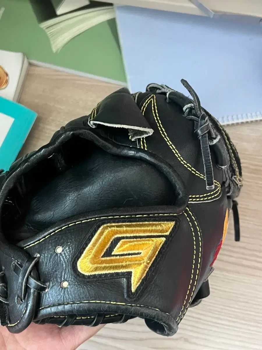 GOLD ムン・ドンジュ（文 棟柱） アセンティック Supreme 投手用グローブ オールラウンド グローブ