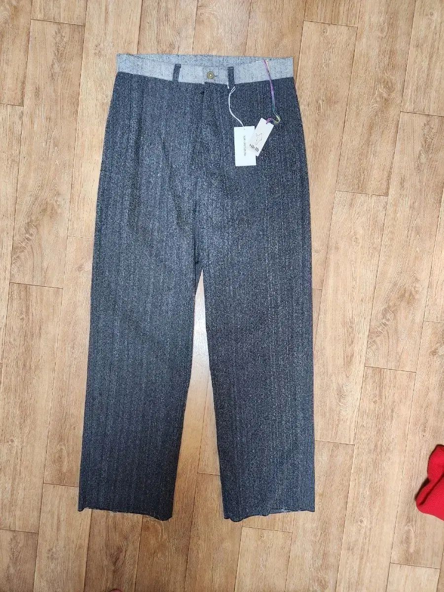イタリア ビテリ コットンパンツ 新品