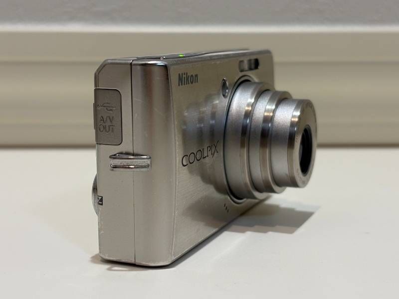 Nikon COOLPIX S510 デジカメ コンパクトデジタルカメラ シルバー 動作