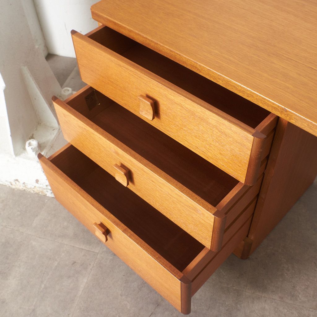 イギリス Stag Furniture ヴィンテージ デスク ミッドセンチュリー