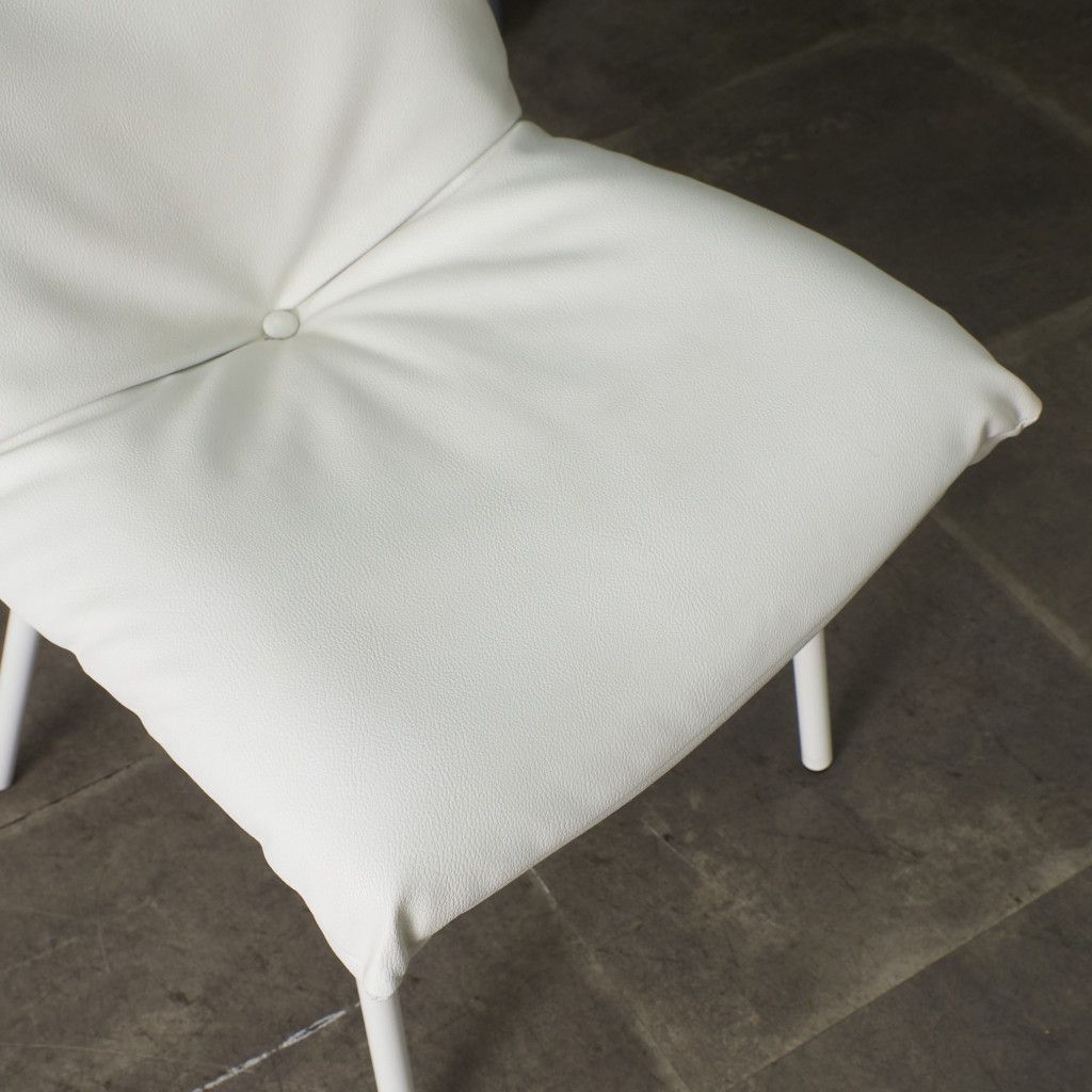 定価10万〜 Ligne Roset Calin スチールレッグ ダイニングチェア 椅子 定価10万〜 Ligne Roset Calin スチールレッグ ダイニングチェア 椅子