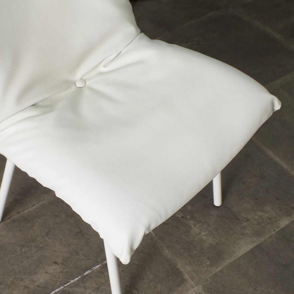 【！送料別！】 定価10万〜 Ligne Roset Calin スチールレッグ ダイニングチェア 椅子 フランス リーンロゼ カラン サイドチェア モダン 高級 98705 定価10万〜 Ligne Roset Calin スチールレッグ ダイニングチェア 椅子