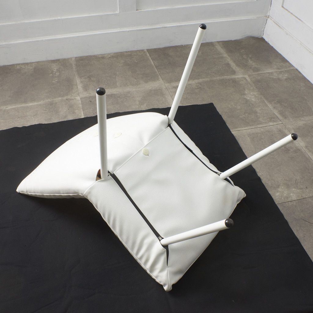 定価10万〜 Ligne Roset Calin スチールレッグ ダイニングチェア 椅子 