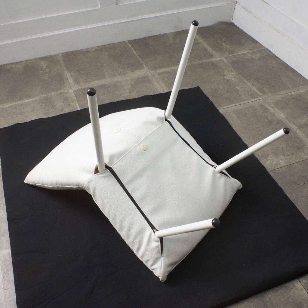 定価10万〜 Ligne Roset Calin スチールレッグ ダイニングチェア 椅子