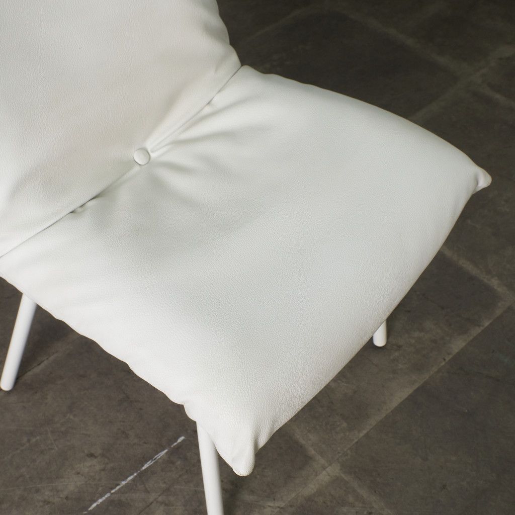 【！送料別！】 定価10万〜 Ligne Roset Calin スチールレッグ ダイニングチェア 椅子 フランス リーンロゼ カラン サイドチェア モダン 高級 98706 定価10万〜 Ligne Roset Calin スチールレッグ ダイニングチェア 椅子