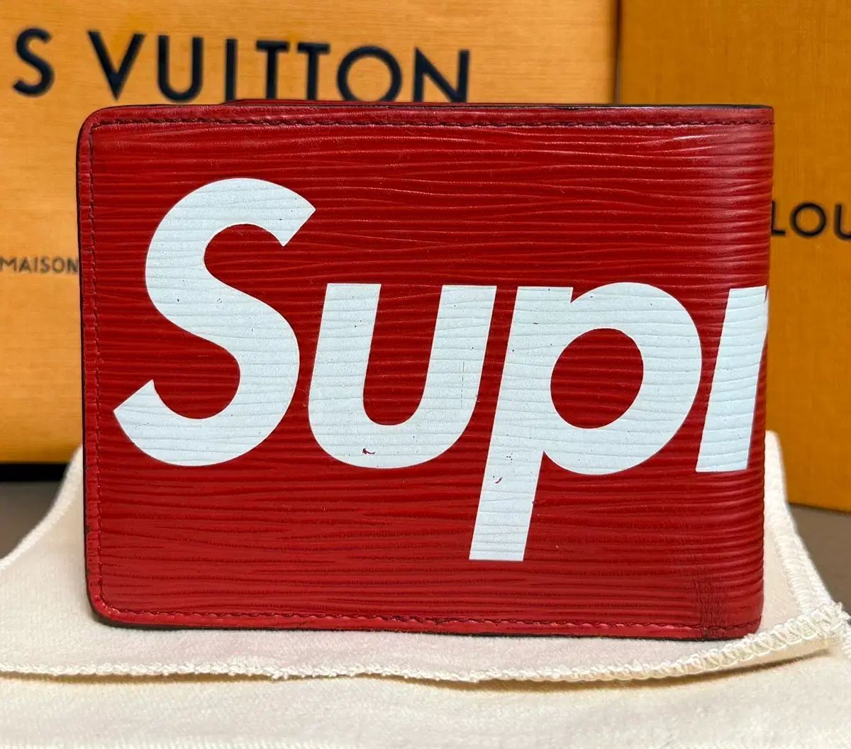 Louis Vuitton Supreme Epi Epi 二つ折り財布 レッド - メルカリ