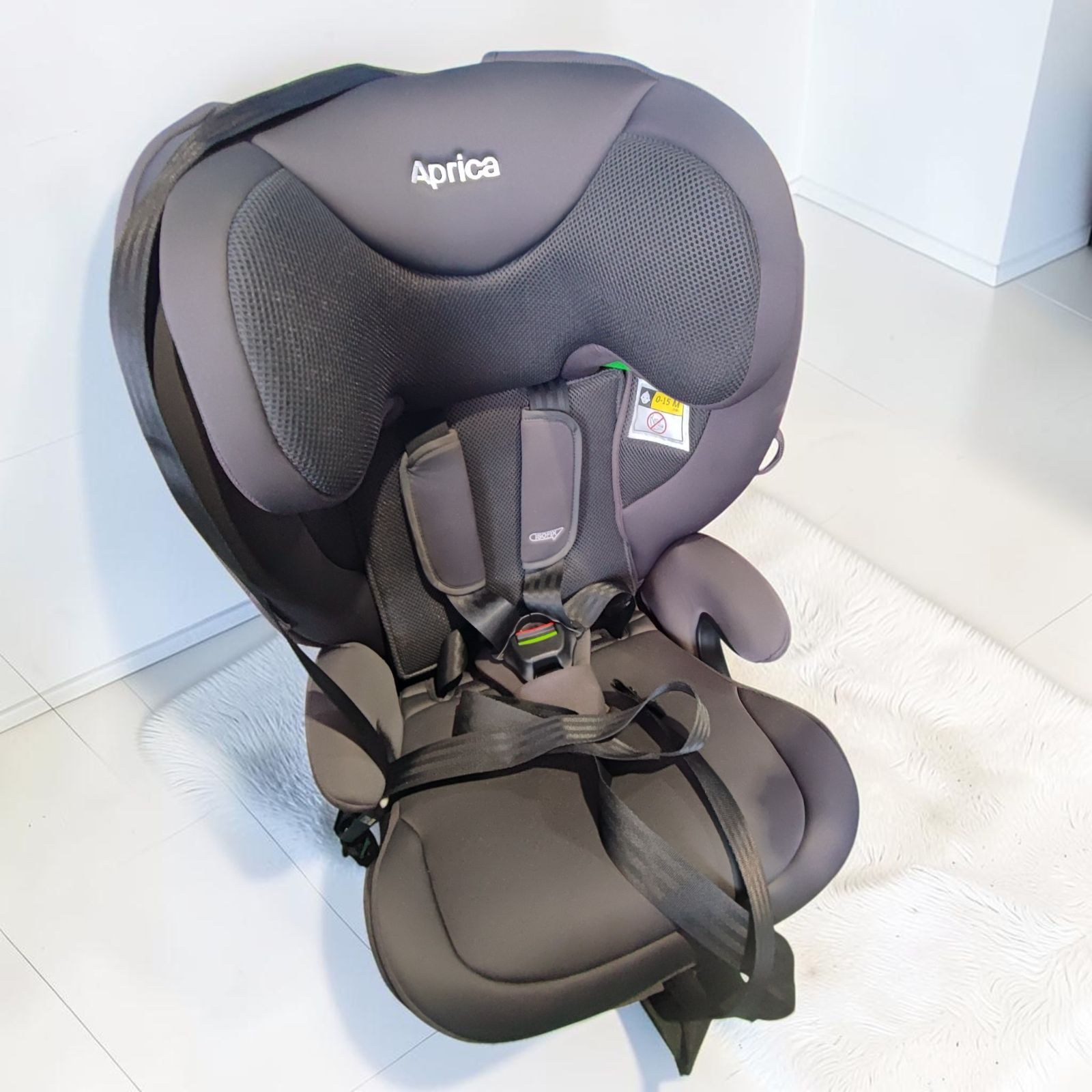 アップリカ クルリラ ISOFIX シートベルトAprica 360° 回転式 【公式通販】