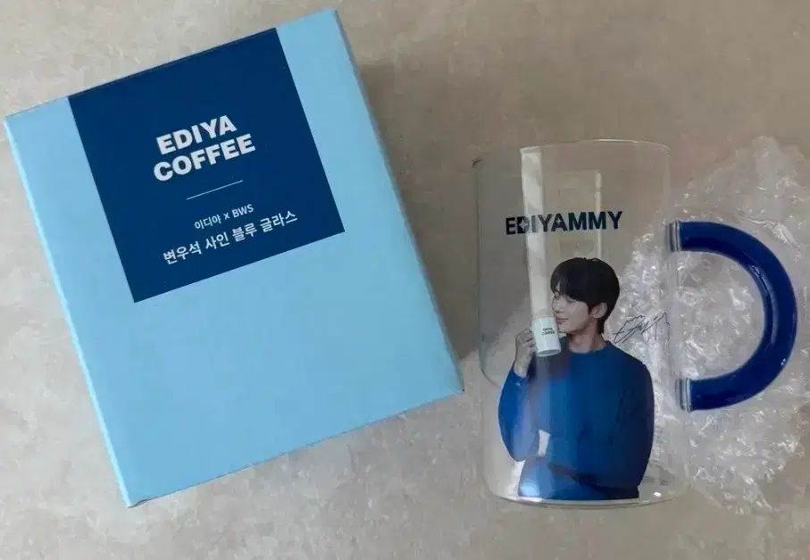 ビョンウソク Byeon Wooseok EDIYA サイン ブルーグラス