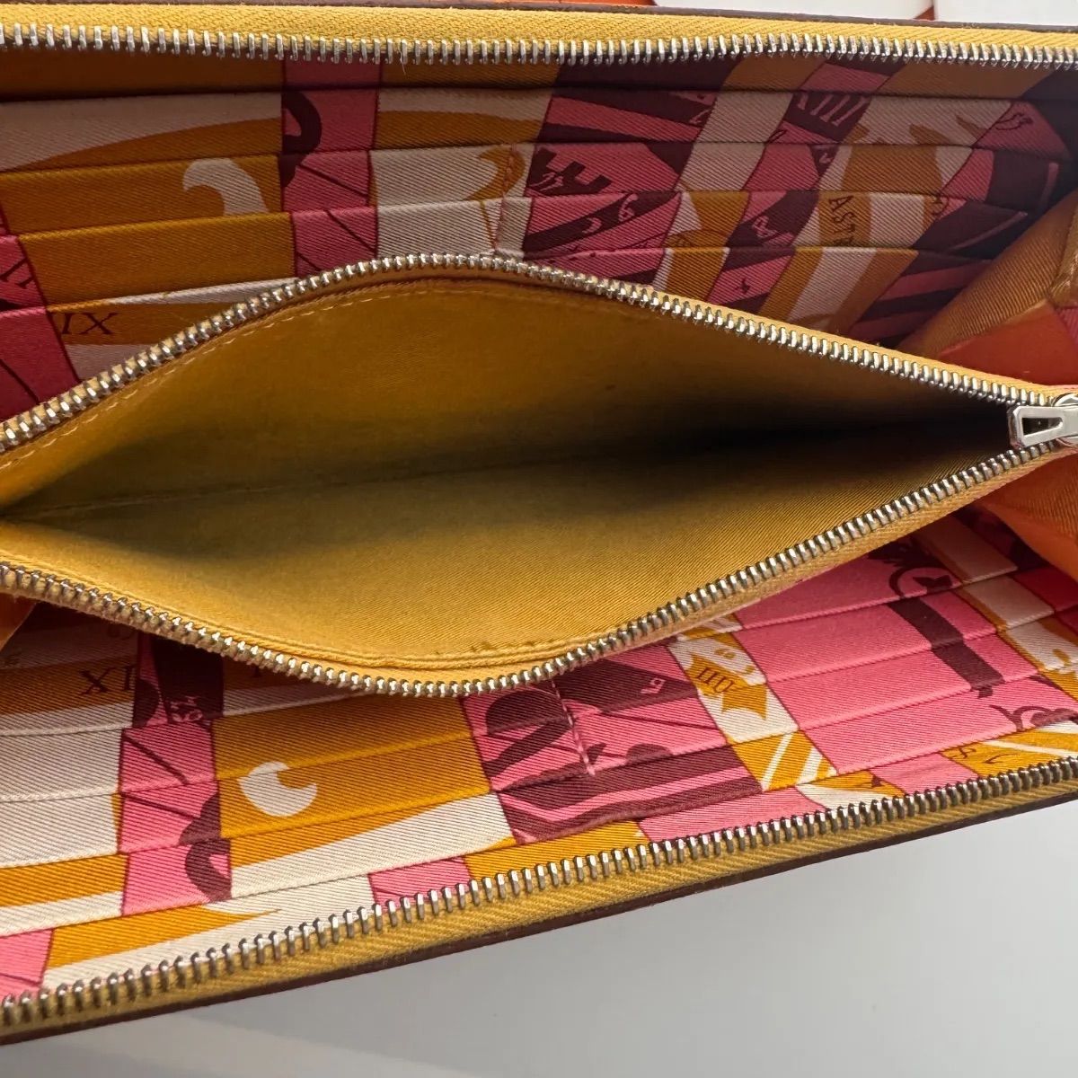 美品】 455 HERMES エルメス アザップ シルクイン 長財布 - メルカリ
