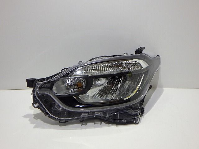 シエンタ 左ヘッドライト LED MXPC10 MXPL10 52-339 S4 81106-52P00 コーティング 260515056