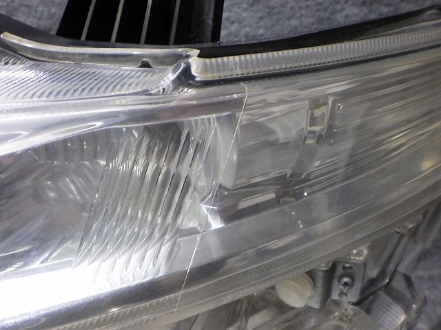 エルグランド ヘッドライト左右 HID キセノン E52 PNE52 前期 100 エルグランド ヘッドライト左右 HID キセノン E52 PNE52 前期 100