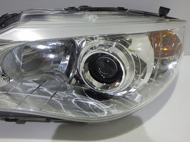 美品 レンズコーティング済み インプレッサ GRB ヘッドライト 左右 HID② 美品 レンズコーティング済み インプレッサ GRB ヘッドライト 左右