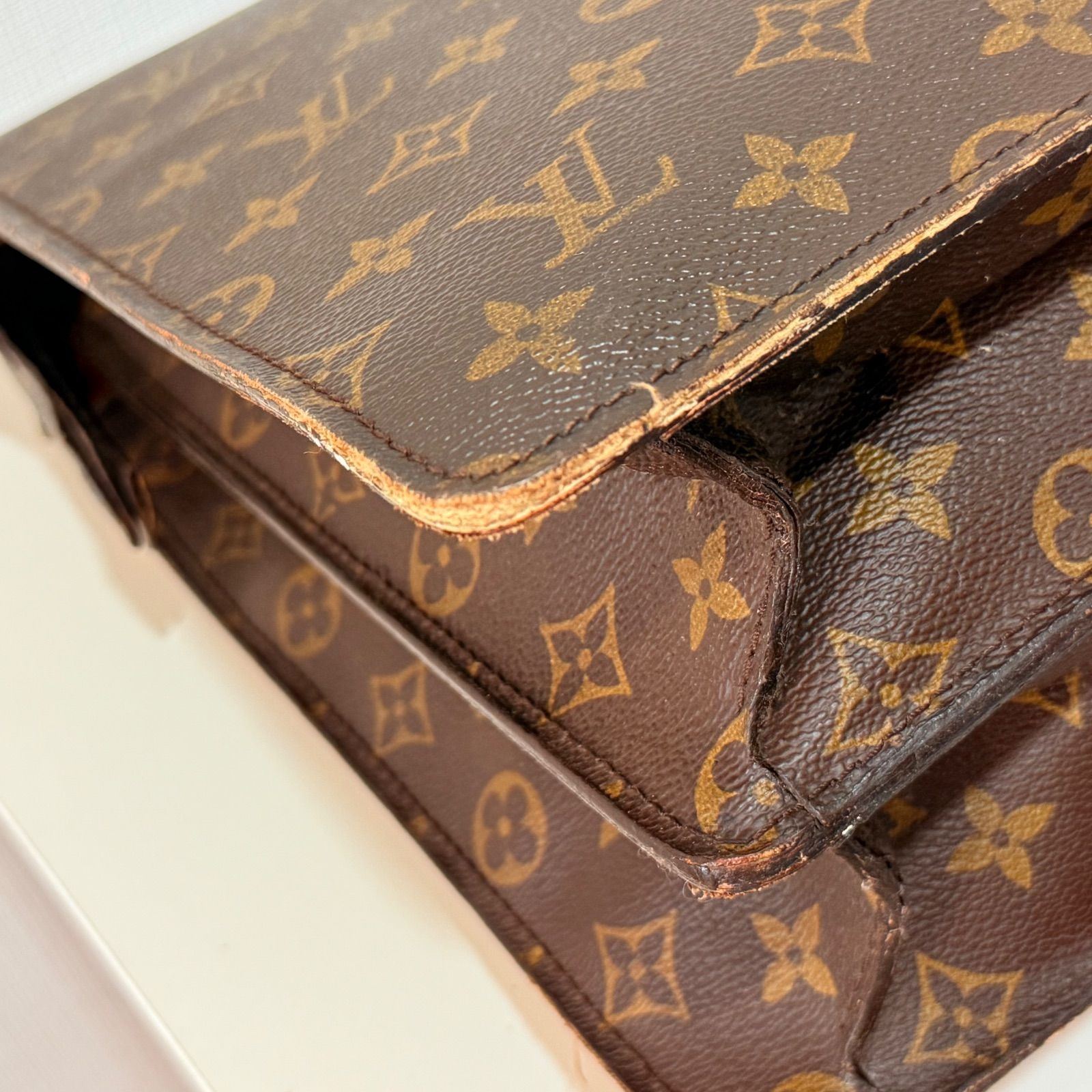 LOUIS VUITTON ルイヴィトン モノグラム コンセイエ ビジネスバック