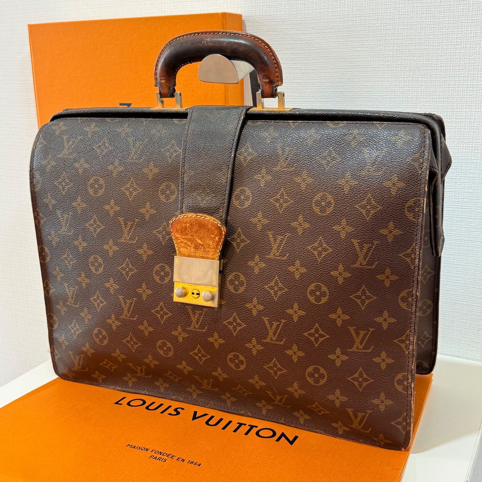 【正規品保証】ルイヴィトン ビジネスバッグ モノグラム コンセイエ LOUIS VUITTON ルイヴィトン モノグラム コンセイエ ビジネスバック