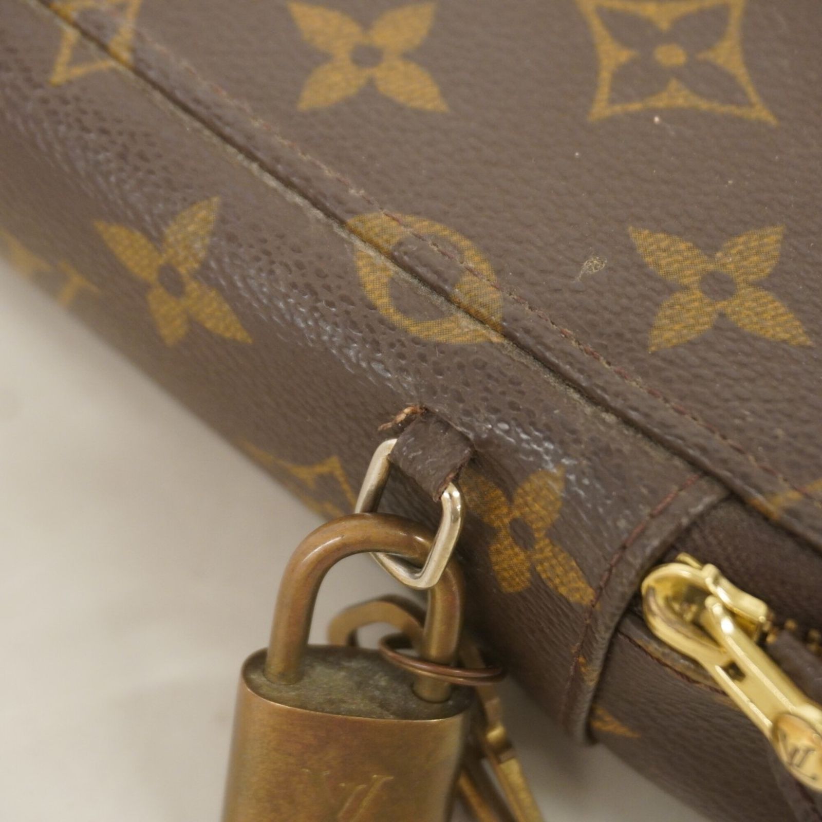 ルイ・ヴィトン(Louis Vuitton) ルイ・ヴィトン ケース モノグラム