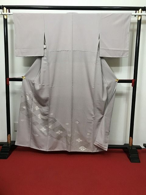 【中古】Sサイズ 付け下げ 正絹 薄紫地に菱模様