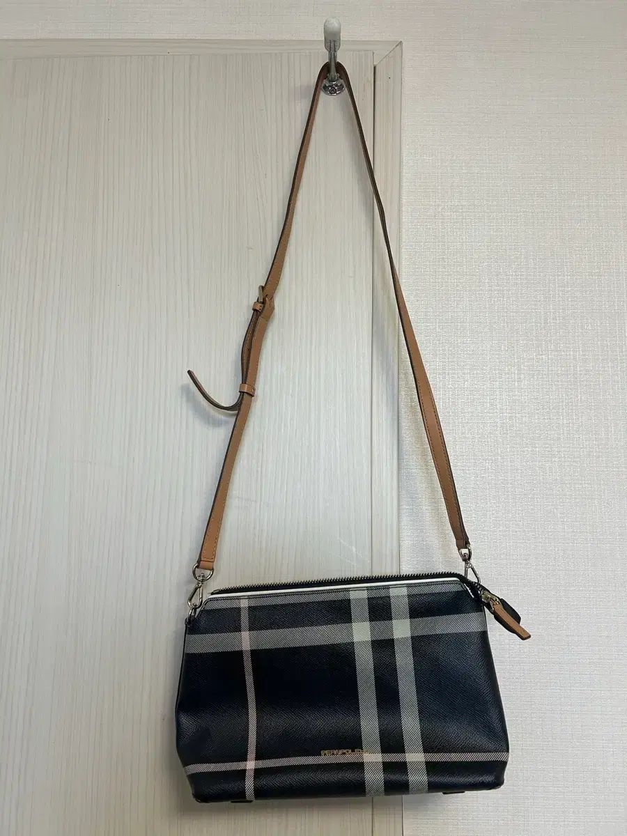 DAKS クロスバッグ