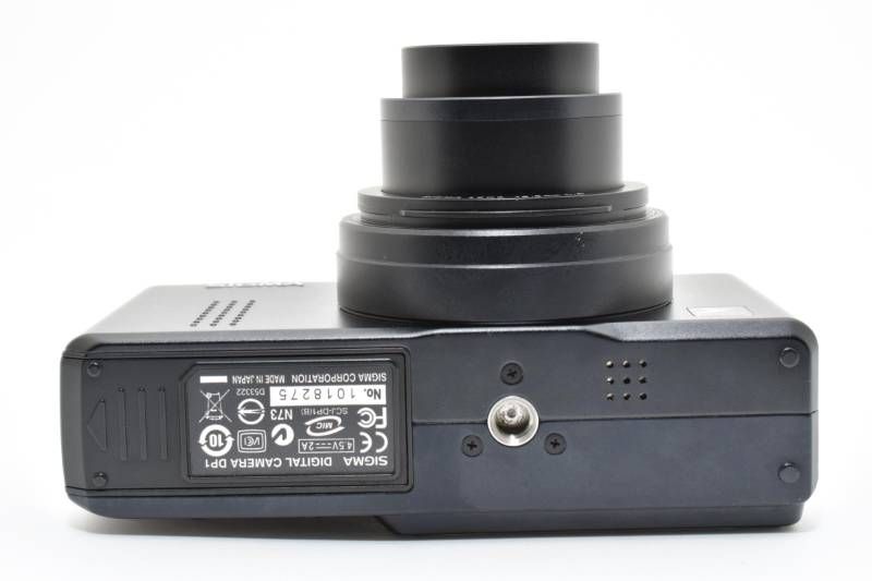 実用品】SIGMA シグマ DP1 コンパクトデジタルカメラ #4120-11 - メルカリ