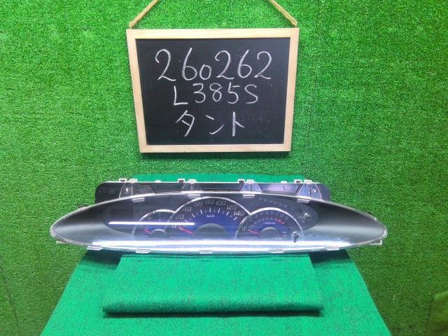 【中古】タント DBA-L385S スピードメーター 83800-B2135- 自社品番360262 W24