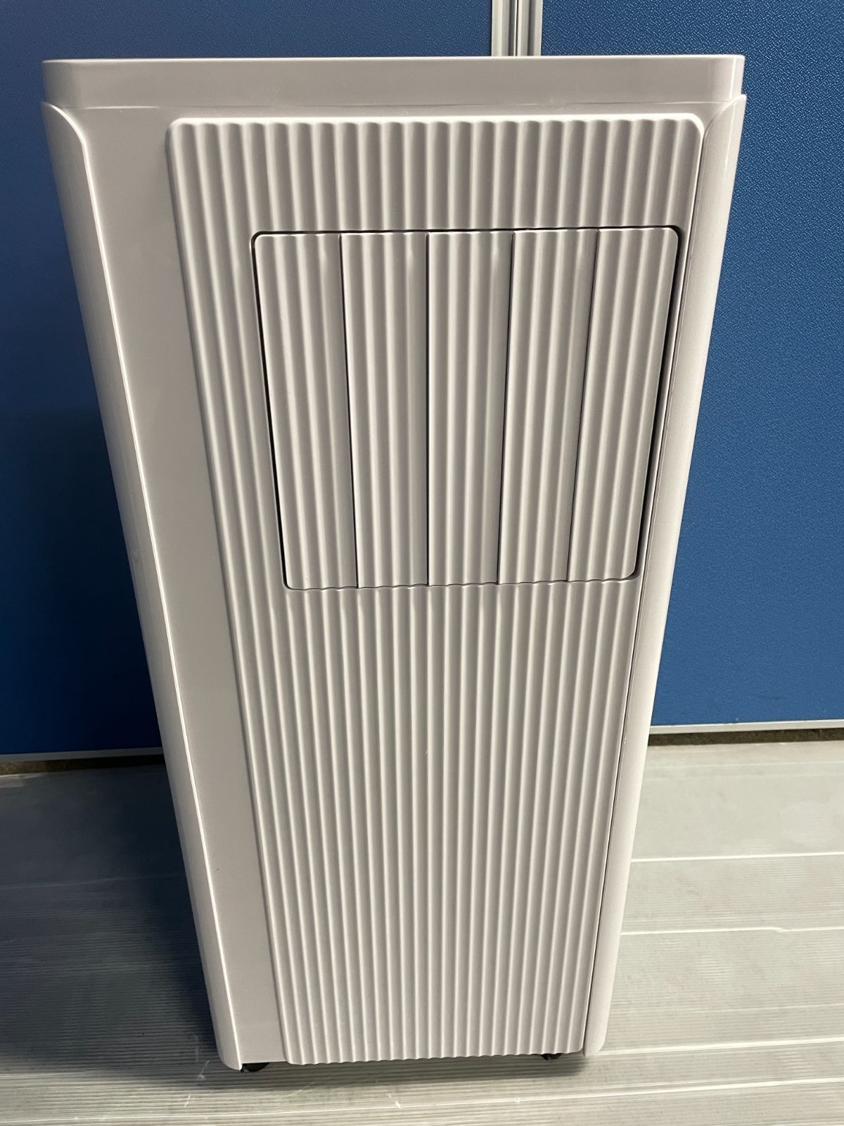 美品】Dongguan 移動式クーラー JHS-A030-2.7KR/J 2025年製 通電確認