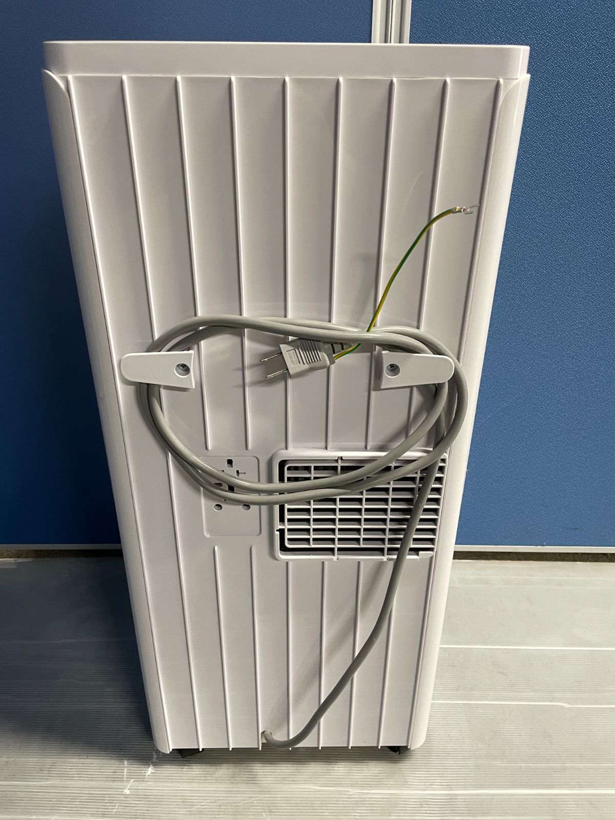 美品】Dongguan 移動式クーラー JHS-A030-2.7KR/J 2025年製 通電確認