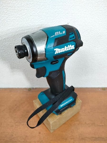 ◎マキタ(Makita) 充電式インパクトドライバ（青） 18V バッテリ・充電器・ケース別売 TD173DZ 新品
