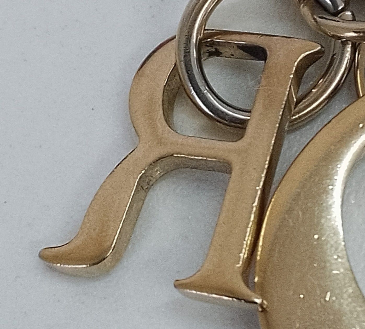 ARA05 クリスチャンディオール 極美品 DIORロゴチャーム ゴールド金具