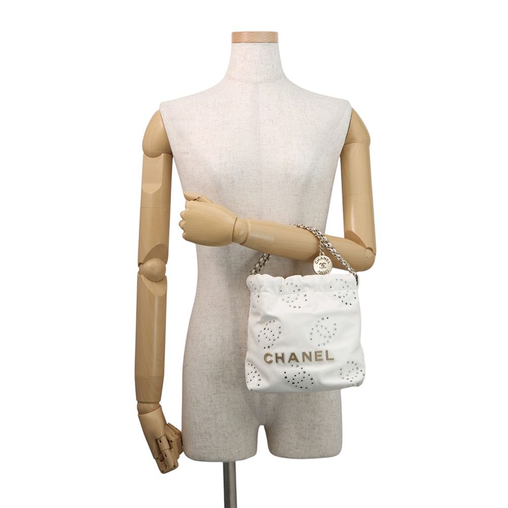 シャネル ハンドバッグ CHANEL 22 ミニ ココマーク パンチング