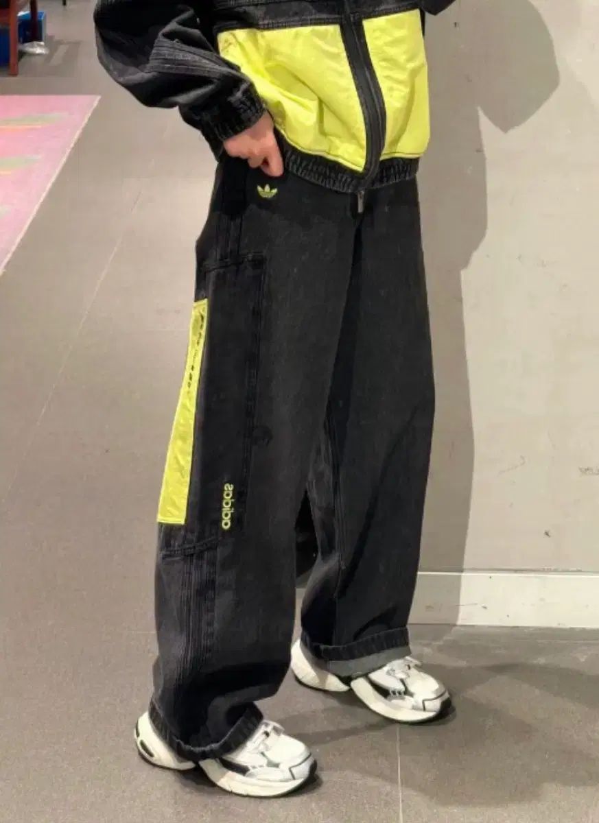 アディダス アディリウム ウール モト デニム パンツ レディース