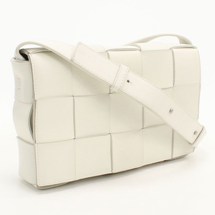 BOTTEGA VENETA ボッテガ・ヴェネタ カセット マキシイントレチャート