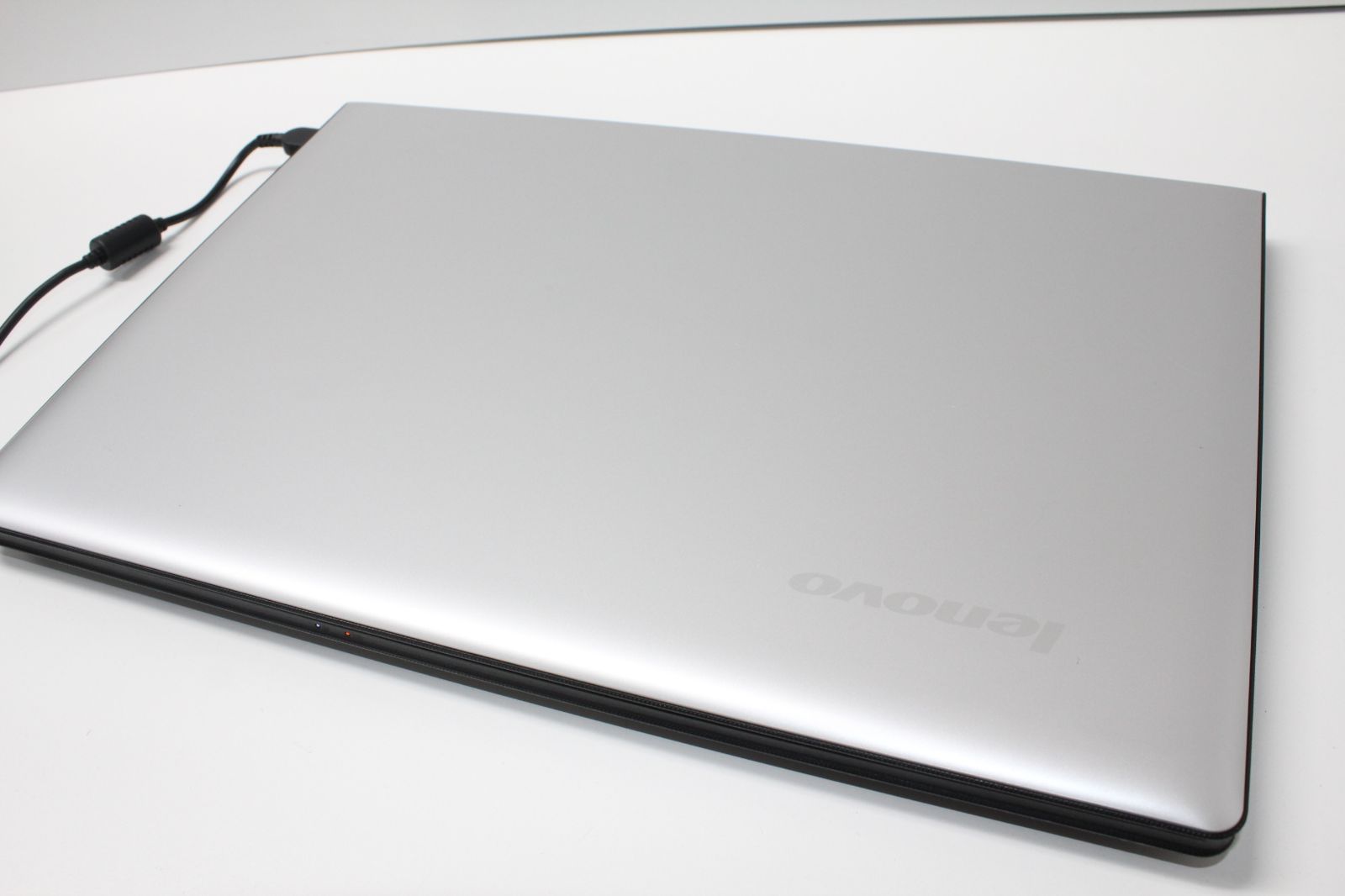 中古ノートPC】Lenovo〈Ideapad 300-15IBR〉Intel Celeron/SSD128GB