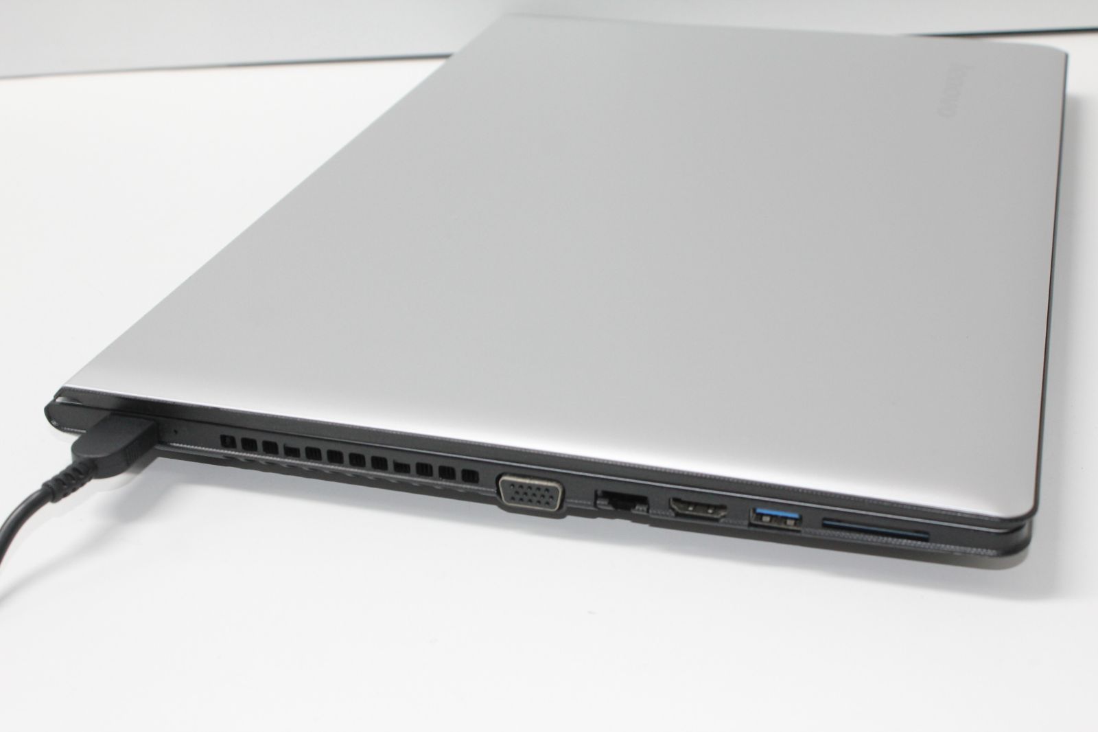 中古ノートPC】Lenovo〈Ideapad 300-15IBR〉Intel Celeron/SSD128GB 中古ノートPC】Lenovo〈Ideapad 300-15IBR〉Intel Celeron/SSD128GB
