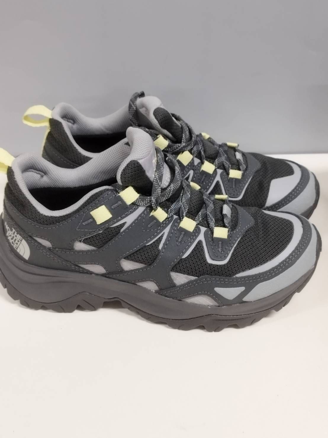 美品】THE NORTH FACE Hedgehog 3 Waterproof/トレッキングシューズ 