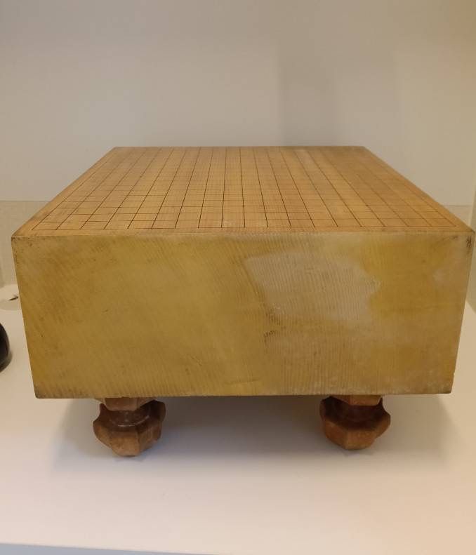 中古品】 木製 囲碁盤 脚付き 碁石 セット ボードゲーム 囲碁 現状品