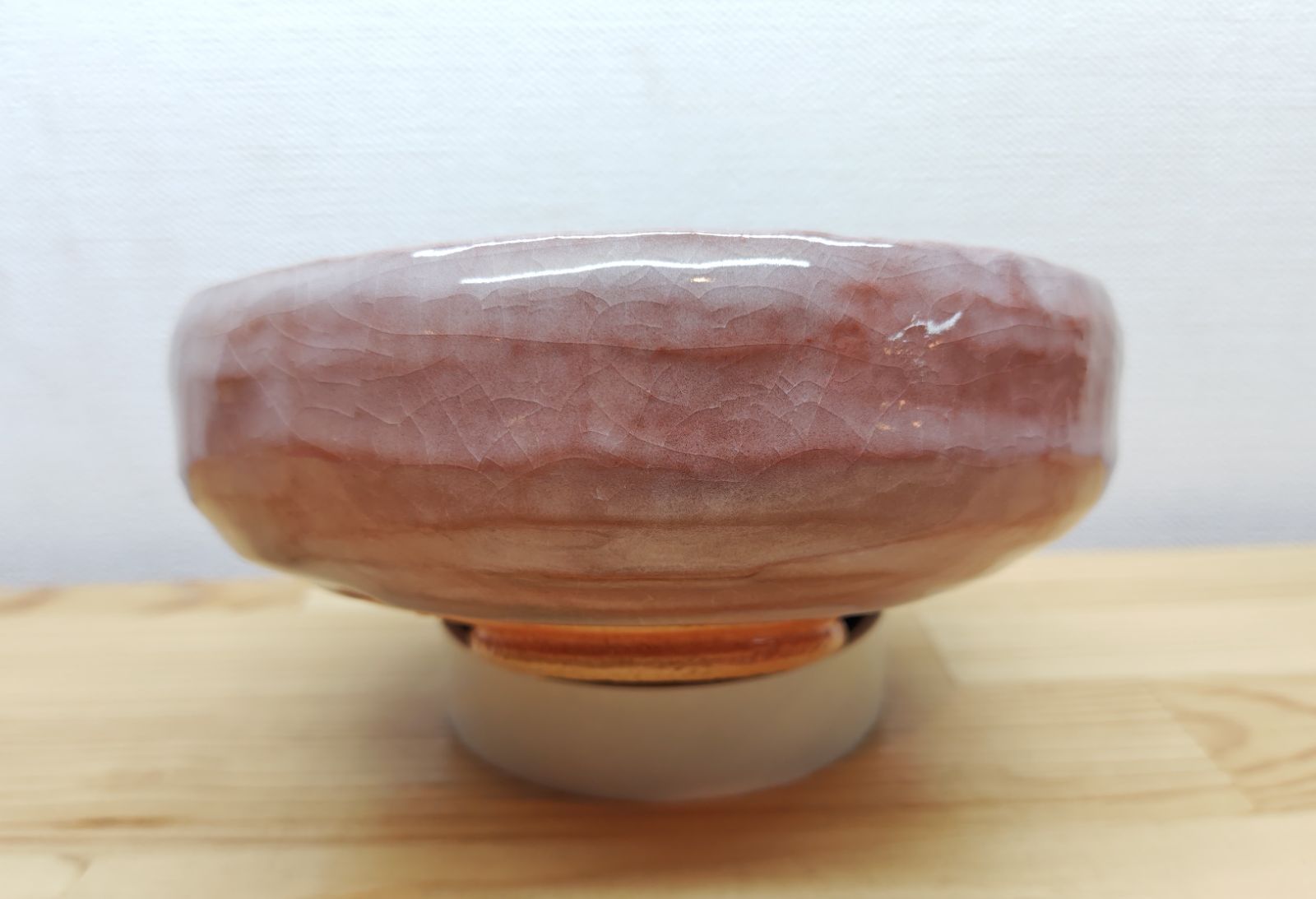 逢絢亭・新品】茶道具 茶碗 平茶碗 馬盥茶碗 楽焼 赤楽 松楽窯 紙箱