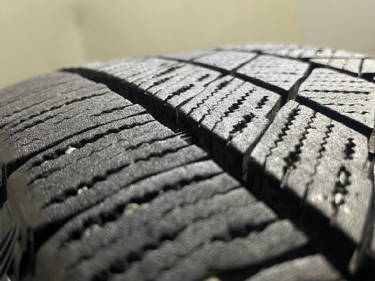 BS BRIDGESTONE BLIZZAK VRX3 195/65R15 15インチ スタッドレス 4本 21年製 バリ溝 プリウス セレナ ヴォクシー等　(MTH458)クレジットカード QRコード決済可能 BS BRIDGESTONE BLIZZAK VRX3 195/65R15 15インチ スタッドレス 4本 21