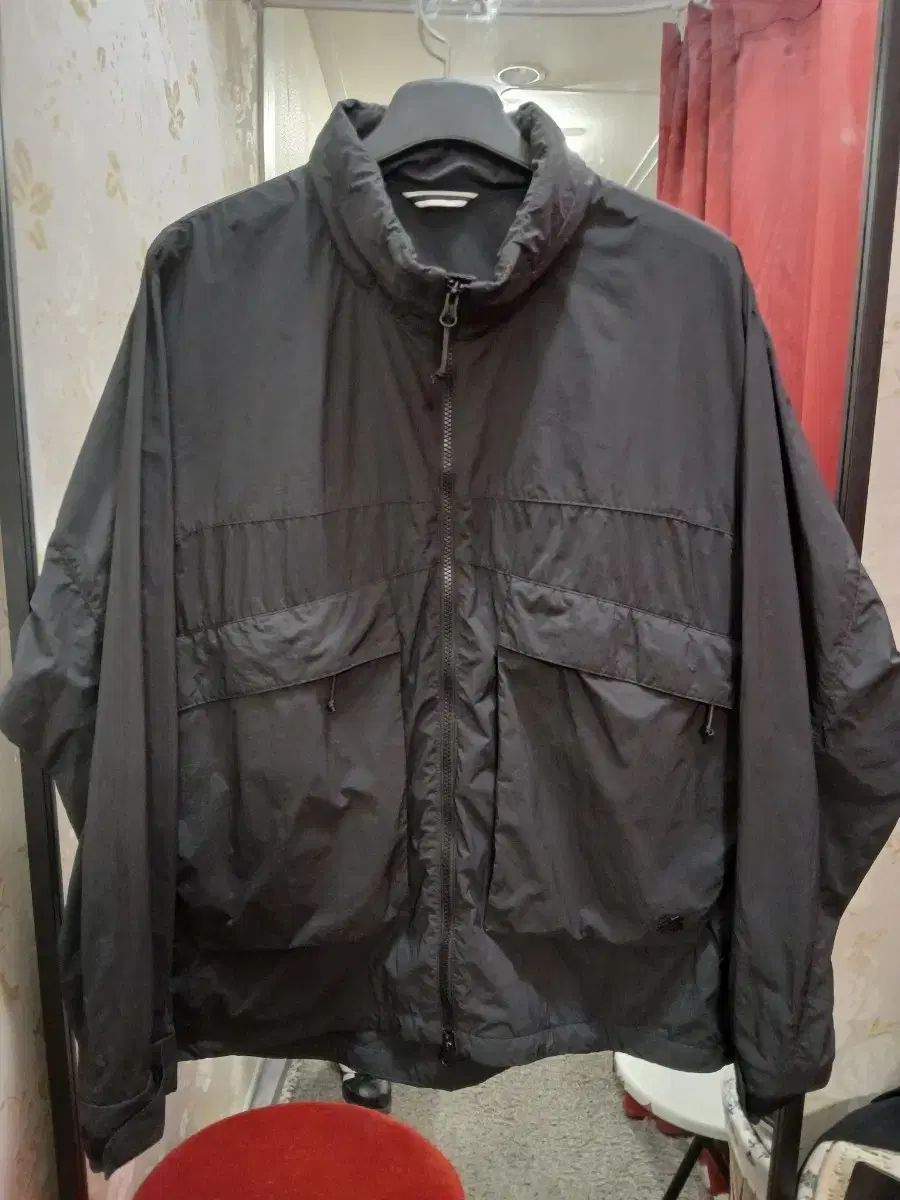 7/56 KOLON SPORT コーロンスポーツ ブラック ウィンドブレーカー ジャケット アウター 110サイズ