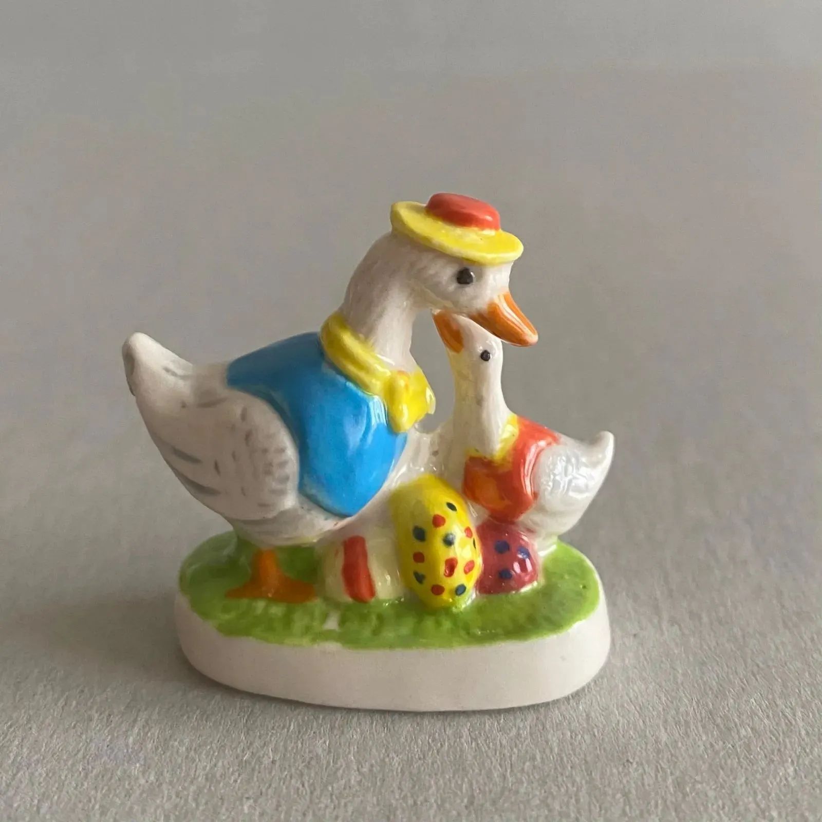 仲良しがちょう親子のイースターのフェーブ／鳥／フランス雑貨／陶器