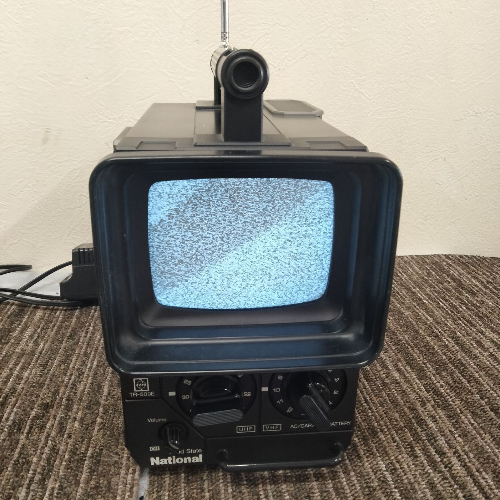N-7128] ナショナル NATIONAL (現パナソニック) 1977年製 白黒テレビ