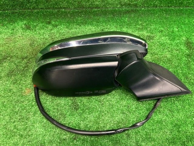 ヴォクシー ZRR85W 右サイドミラー・ドアミラー ZS 煌2 4WD 7人 ムラカミ G095 87910-28B60 070