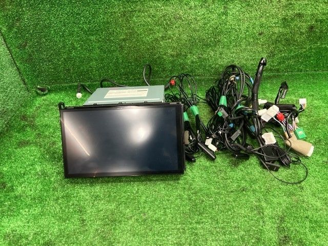 ヴォクシー ZRR85W カーナビゲーション ZS 煌2 4WD 7人 パナソニック NSZN-Z66T 070
