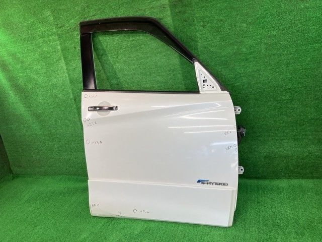 セレナ GFNC27 右フロントドア ハイウェイスター 4WD 8人 アサヒ M2H3U H010M-5TFMA QAB