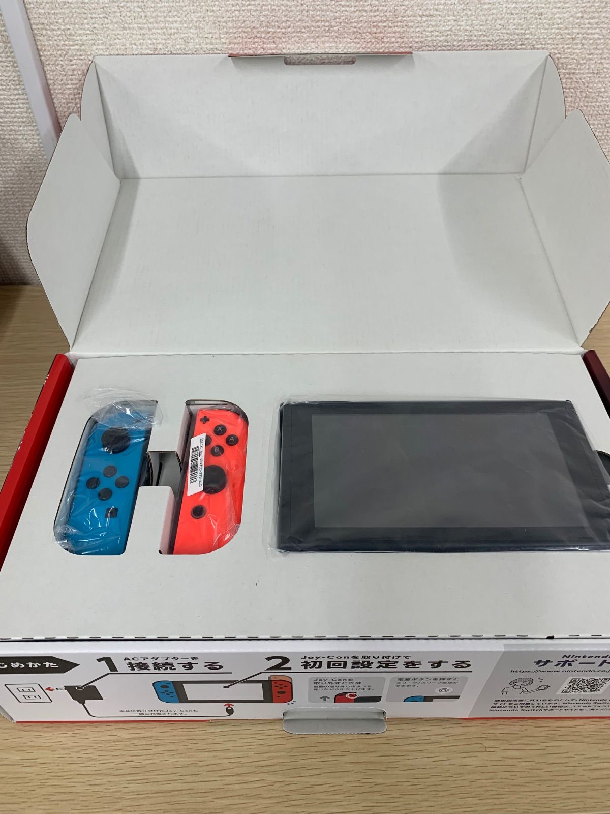 初期化済み】【美品】Nintendo Switch ネオンレッド ネオンブルー