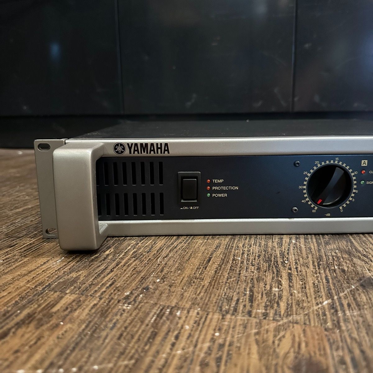 Yamaha P1000S Power Amplifier パワーアンプ ヤマハ - メルカリ