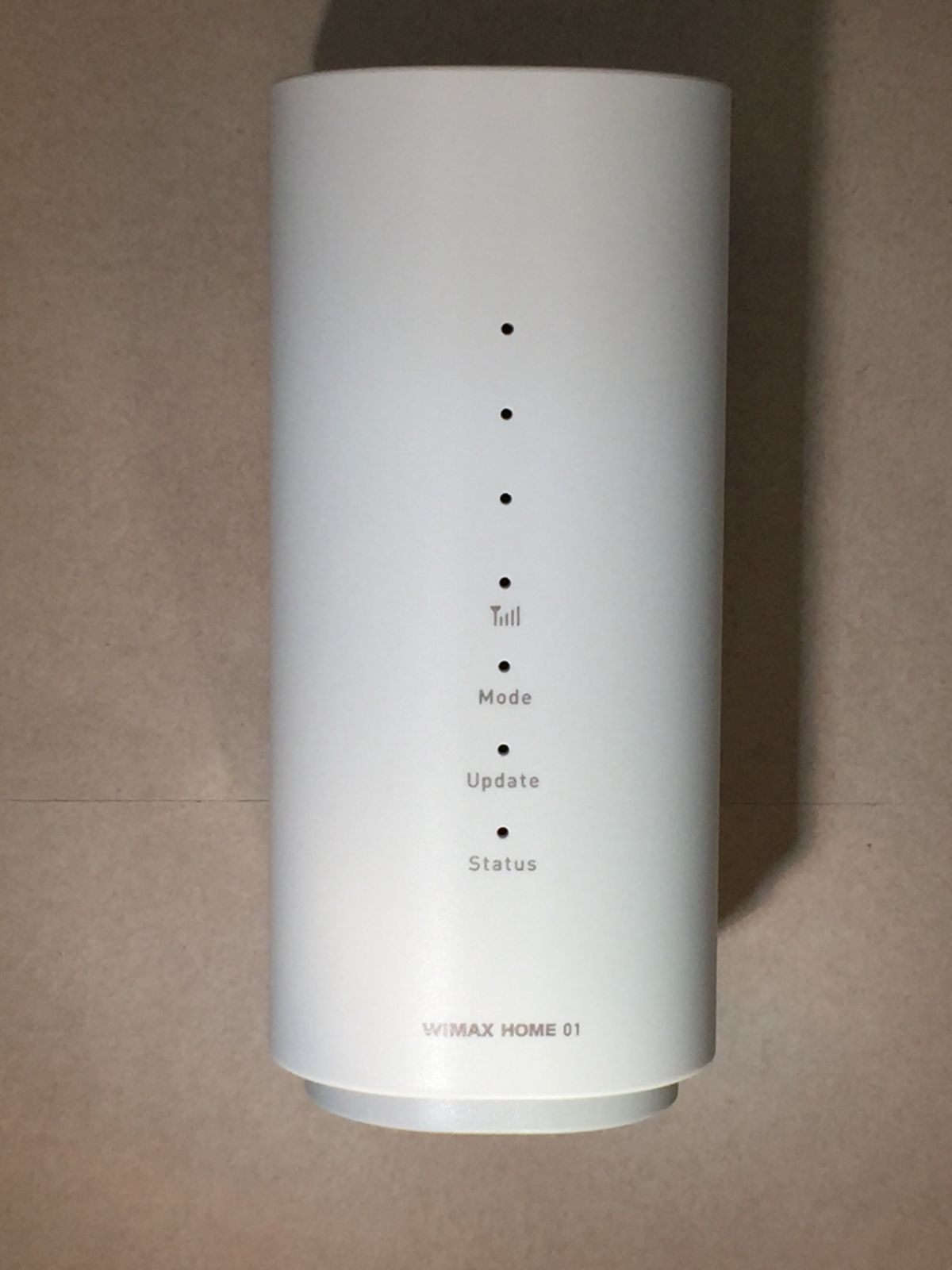 モックアップ au WiMAX HOME 01 M550