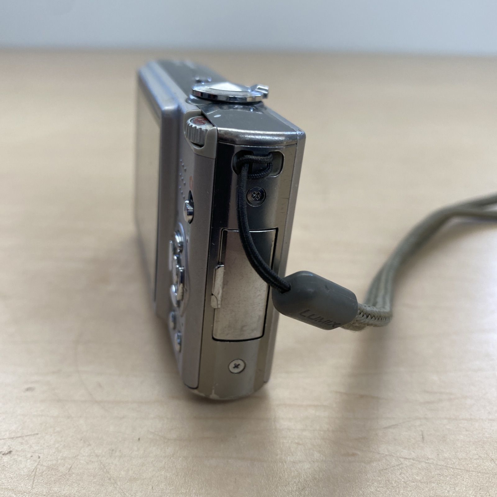 ジャンク品 Panasonic LUMIX DMC-FX40 デジカメ デジタルカメラ カメラ
