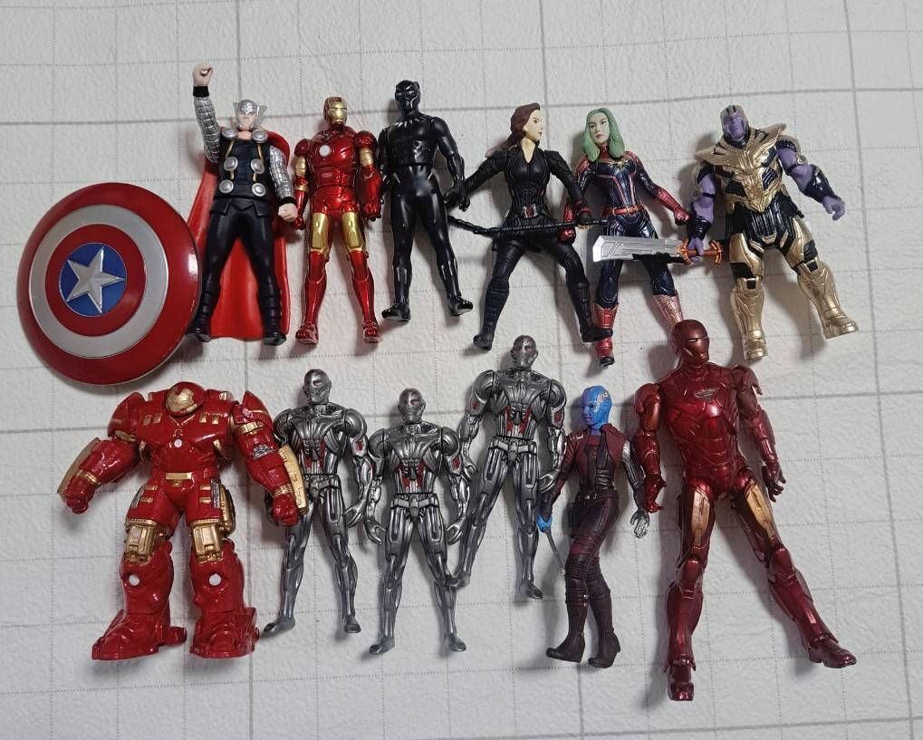 Avengers Metacore Figure Set ②